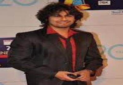 sonu nigam20130830154945_l